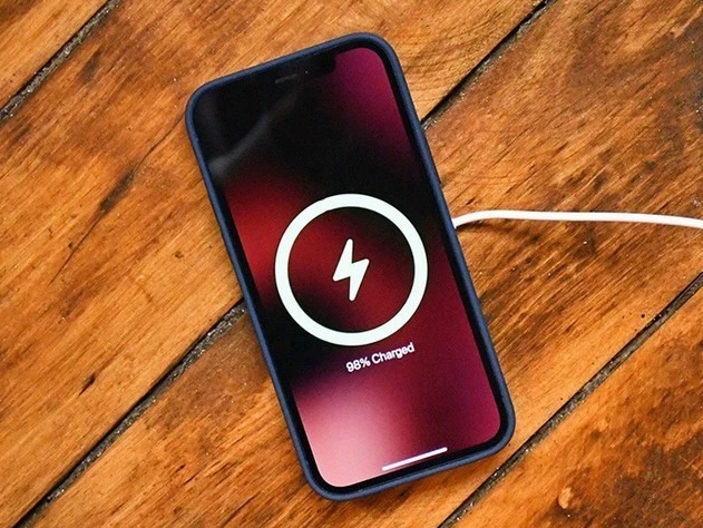 方正苹果手机维修分享iPhone 12可以随便充电吗 